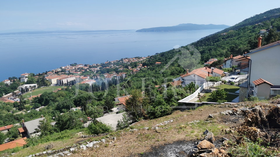 Građevinski teren sa otvorenim pogledom na cijeli Kvarner